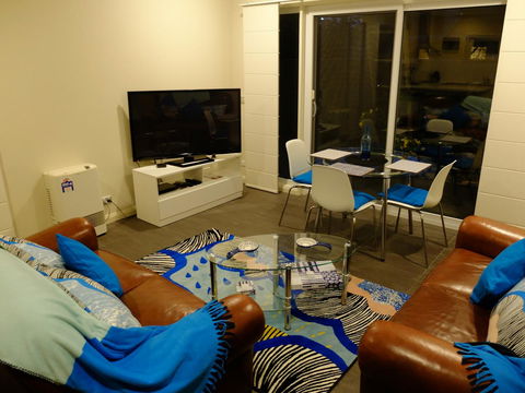 Rock Wallaby - Accommodation ACT 8