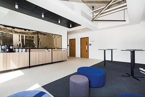 Mantra MacArthur Hotel - Accommodation ACT 34