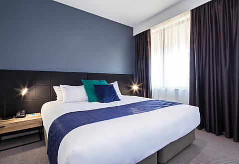 Mantra MacArthur Hotel - Accommodation ACT 28