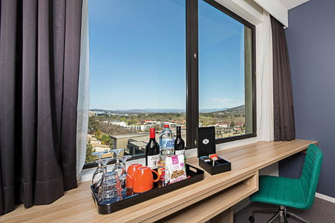 Mantra MacArthur Hotel - Accommodation ACT 7