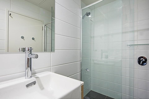 Mantra MacArthur Hotel - Accommodation ACT 19