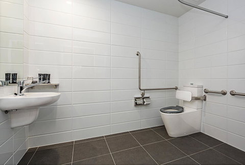 Mantra MacArthur Hotel - Accommodation ACT 31