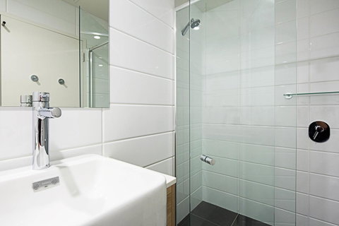 Mantra MacArthur Hotel - Accommodation ACT 18