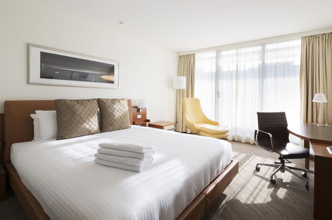 Novotel Canberra - Accommodation ACT 15