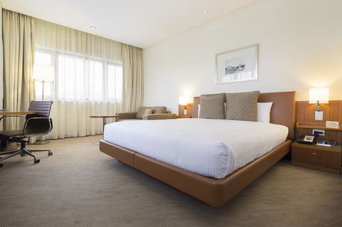 Novotel Canberra - Accommodation ACT 24