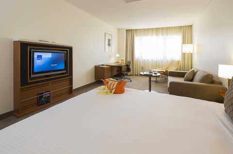 Novotel Canberra - Accommodation ACT 23