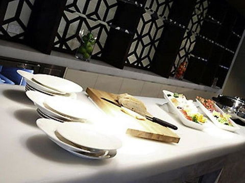 Novotel Canberra - Accommodation ACT 30