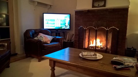 Book Keepers Cottage - Accommodation ACT 3