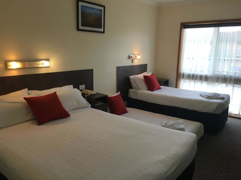 Boulevard Motor Inn - Accommodation ACT 3