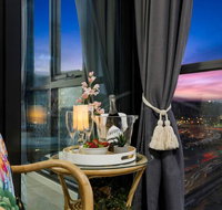 Braddon Penthouse Top Location Netflix WiFi Views - Accommodation ACT