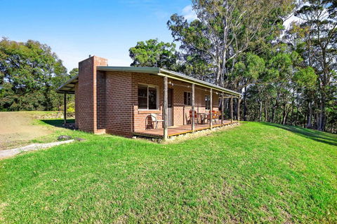 Braeside Cabin One - Pinkwood - Accommodation ACT 0