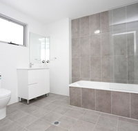 Brand new Family Friendly Apartment for 7 - Accommodation ACT