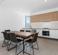 BRAND NEW OCEAN AVENUE TOWNHOUSE - Accommodation ACT