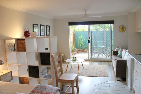 Broadwater Keys Holiday Apartments - Accommodation ACT 3