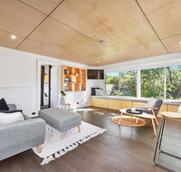 BUNGALOW BEAUTY - Hosted by L'Abode Accommodation - Accommodation ACT