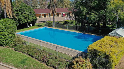 Burke And Wills Motor Inn - Accommodation ACT 0