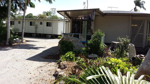 Bushchooks Travellers Village - Accommodation ACT 1
