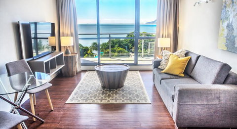 Cairns Plaza Hotel - Accommodation ACT 2
