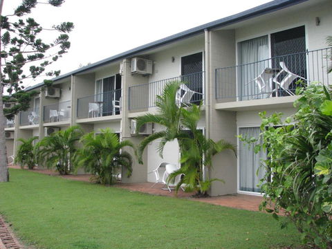 Cardwell Beachcomber Motel & Tourist Park - Accommodation ACT 3