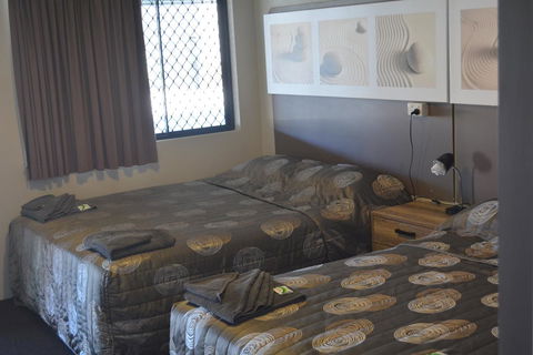 Carmila Sands Motel - Accommodation ACT 3