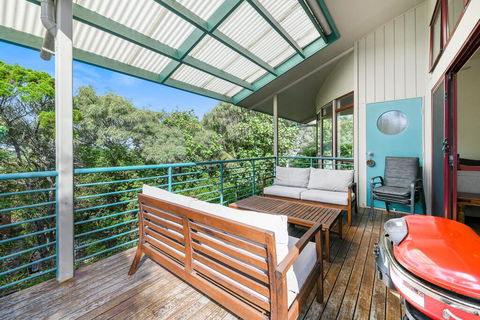 Carramar - 5 Callitris Crescent - Accommodation ACT 1