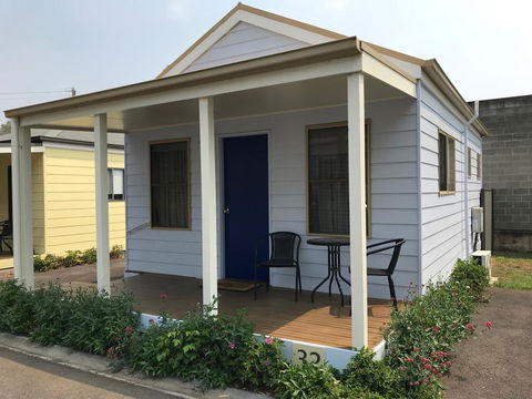 Castlemaine Central Cabin & Van Park - Accommodation ACT 3