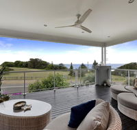 Caves Luxury Beachside Escape - literally across the road from Surf Club - Accommodation ACT