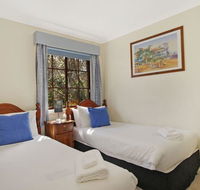 Cedar Cottage - Tudor Village - Accommodation ACT