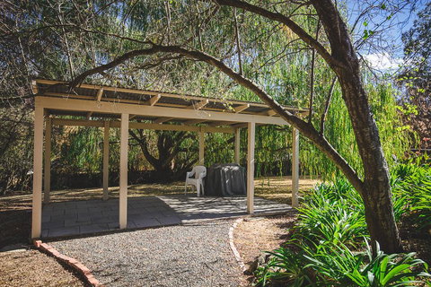 Central Highlands Motor Inn - Accommodation ACT 2