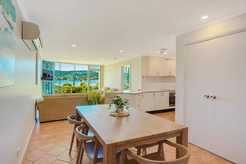 Cetacea Luxury Apartments - Accommodation ACT 1