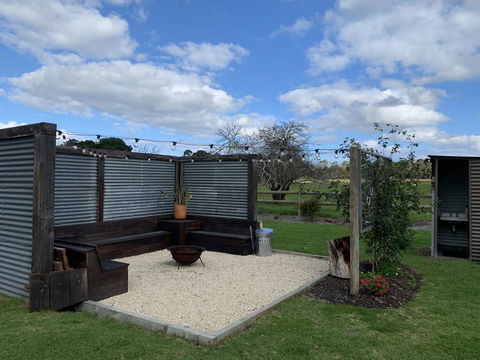 Chesterfarm And Stables - Accommodation ACT 0
