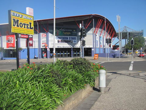 City Beach Motel - Accommodation ACT 2