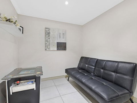 Coast Luxury Apartment 21 - Accommodation ACT 2