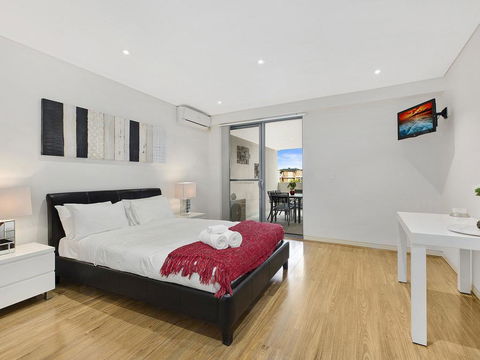 Coast Luxury Apartment 21 - Accommodation ACT 3