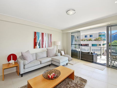Coast Luxury Apartment 22 - Accommodation ACT 2