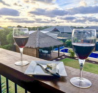 Coastal Paradise Holiday Home Swimming Pool  WiFi - Accommodation ACT