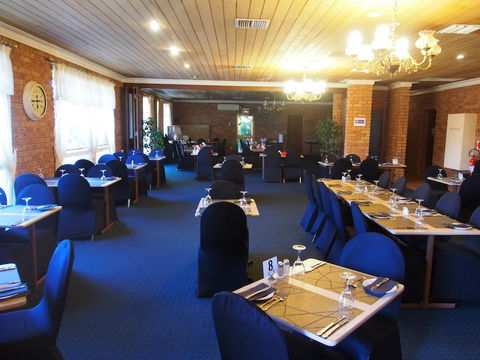 Cobar Town & Country Motor Inn - Accommodation ACT 2
