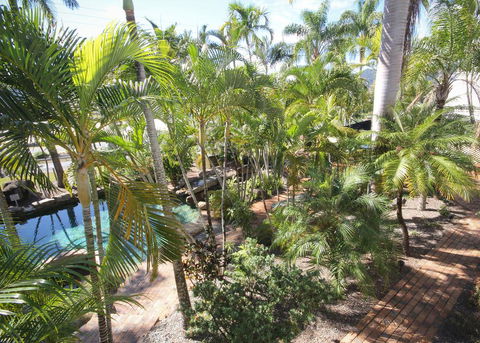 Colonial Palms Motor Inn - Accommodation ACT 1