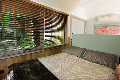 Como Cottage Accommodation - Accommodation ACT 3