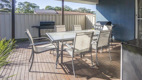 Conley Ave 8 Pet Friendly - OUTSIDE Only - Accommodation ACT 0
