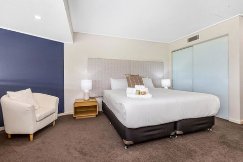 Corporate Boardies @ Bells Boulevard - Accommodation ACT 2