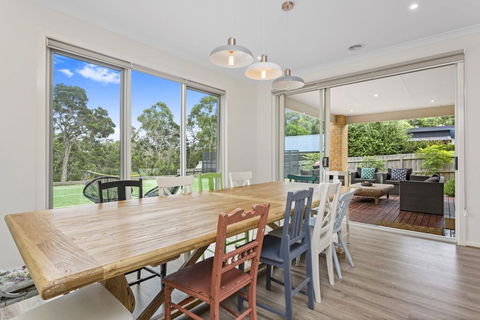 CORYMBIA - MOUNT MARTHA - Accommodation ACT 2