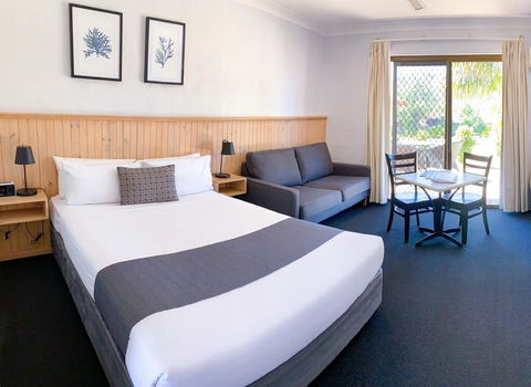 Costa Rica Motel - Accommodation ACT 2