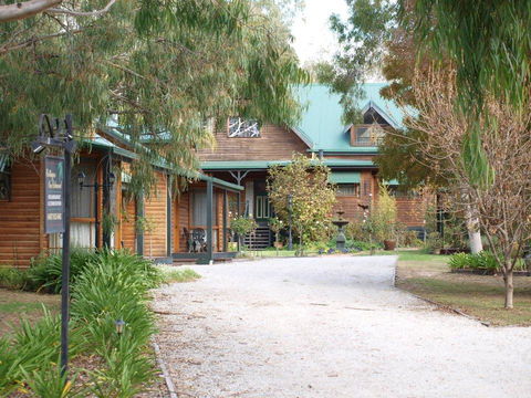 Cottages On Edward - Accommodation ACT 2