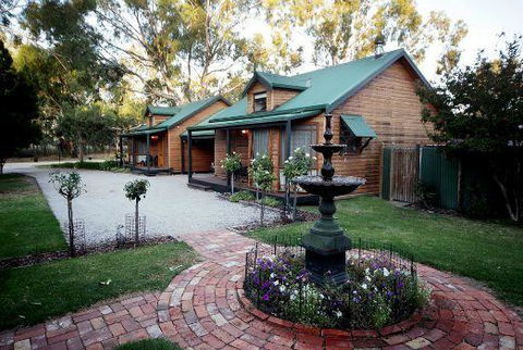 Cottages On Edward - Accommodation ACT 0