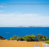 Countess Court Unit - Great Ocean Views - Accommodation ACT