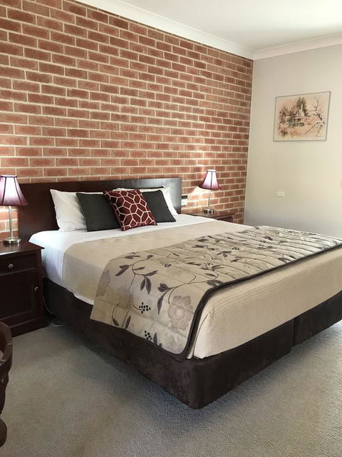 Country Gardens Motor Inn - Accommodation ACT 3
