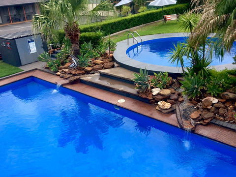Country Leisure Motor Inn - Accommodation ACT 0