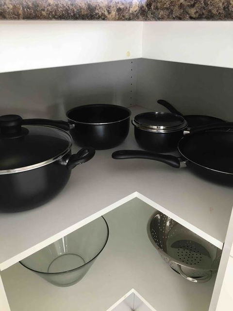 Cozy 3BR Townhouse In Liverpool CBD With Parking - Accommodation ACT 3