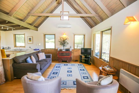 Crabapple Cottage - Accommodation ACT 2